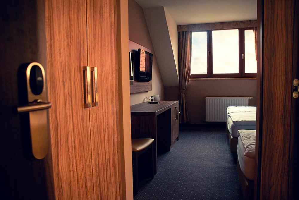 Hotel Opara Trebnje Oda fotoğraf